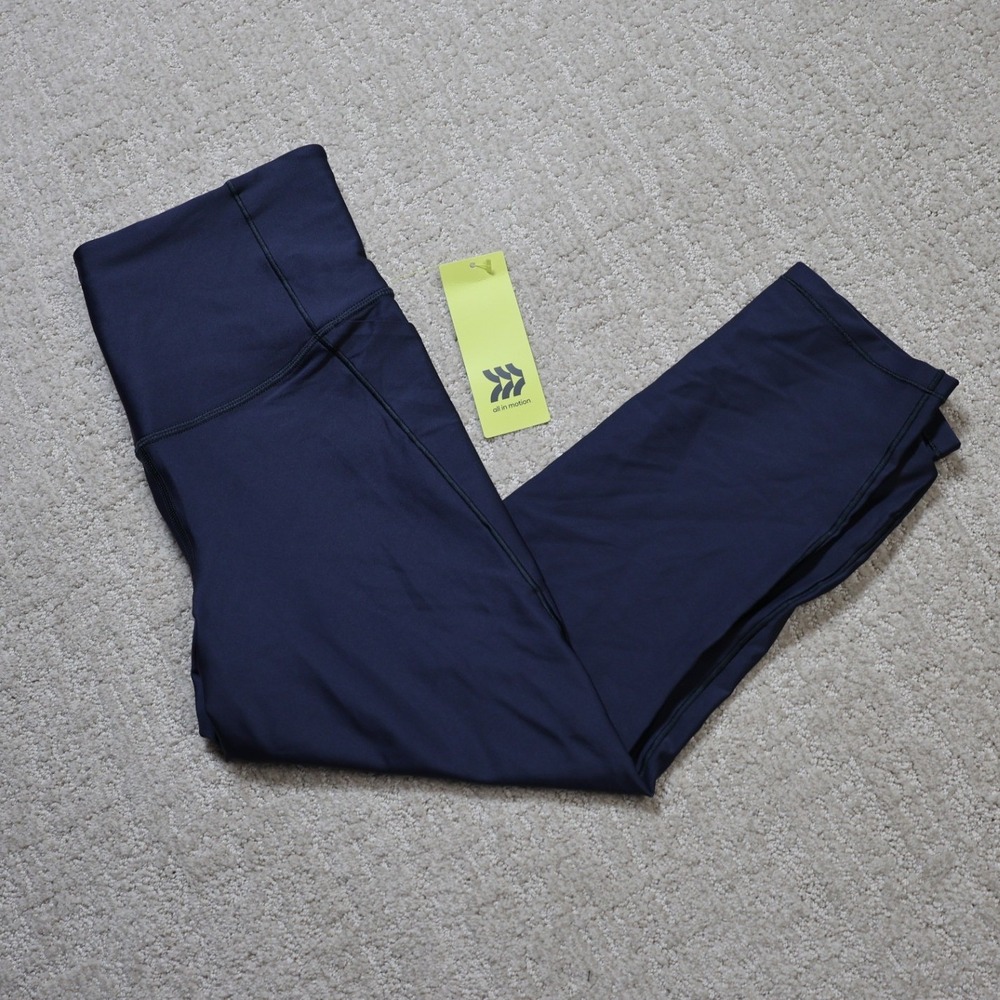 All in Motion Womens Effortless Support High Rise Capri Leggings Navy Blue M